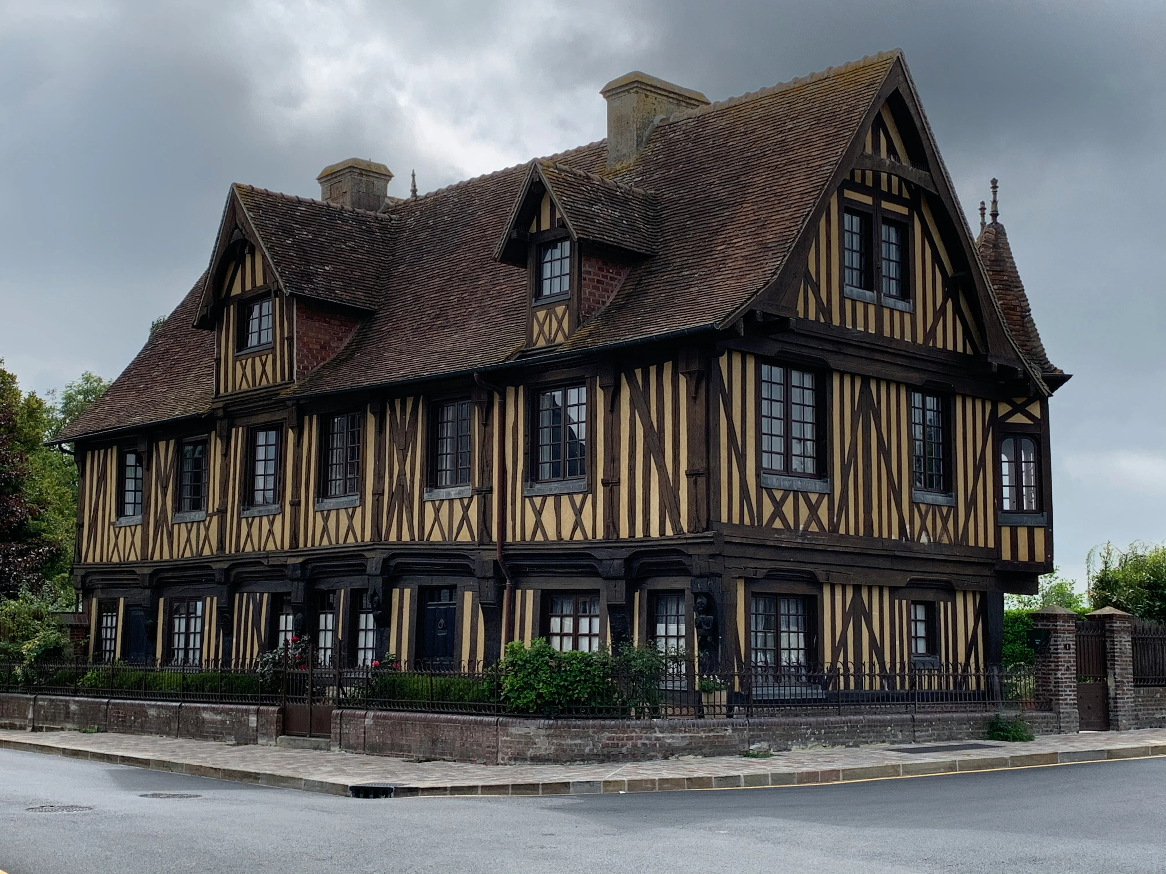 Photographie illustrant la diversité des matériaux en architecture