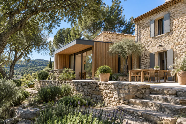 Implanter et transformer en fonction du site — Provence-Alpes-Côte d’Azur
